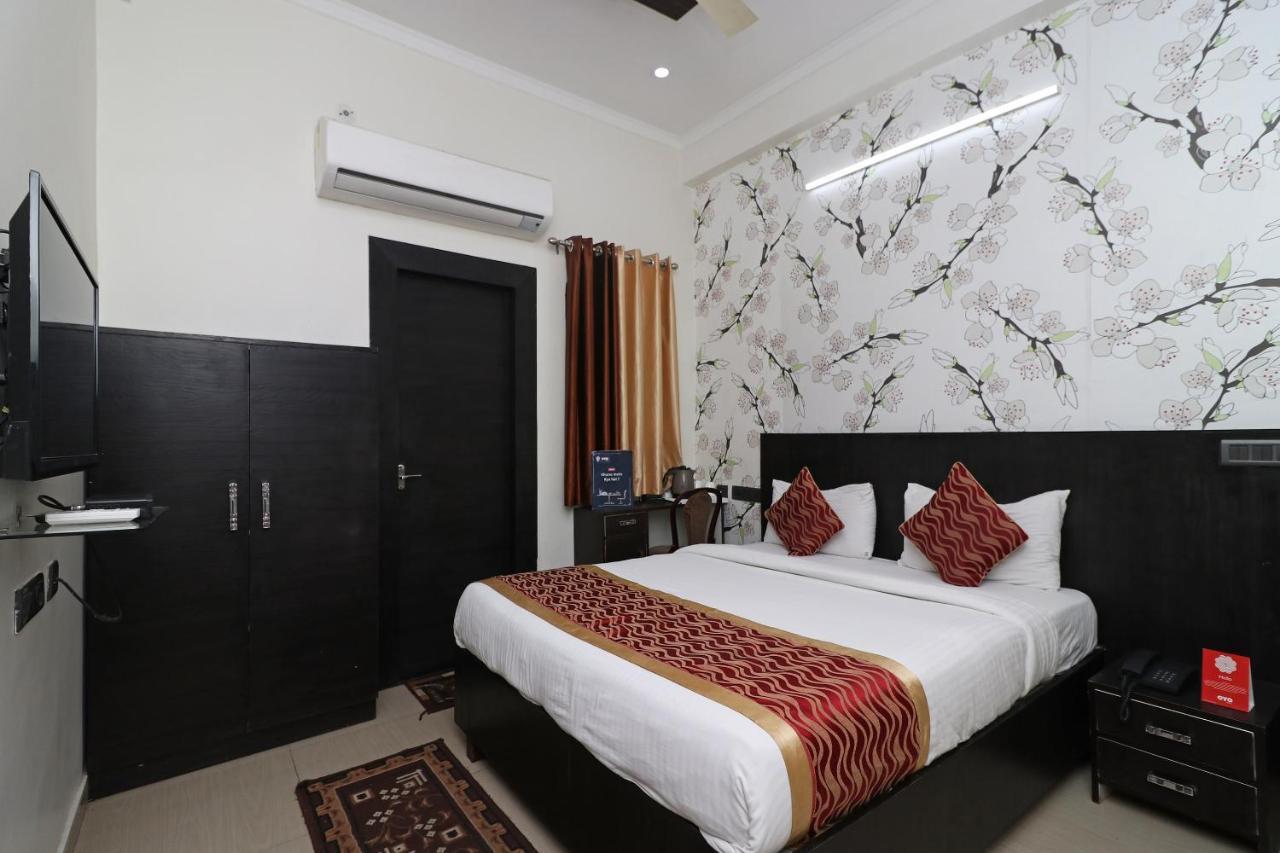 Hasanganj Capital O 8680 Hotel Vaishnavi Inn מראה חיצוני תמונה