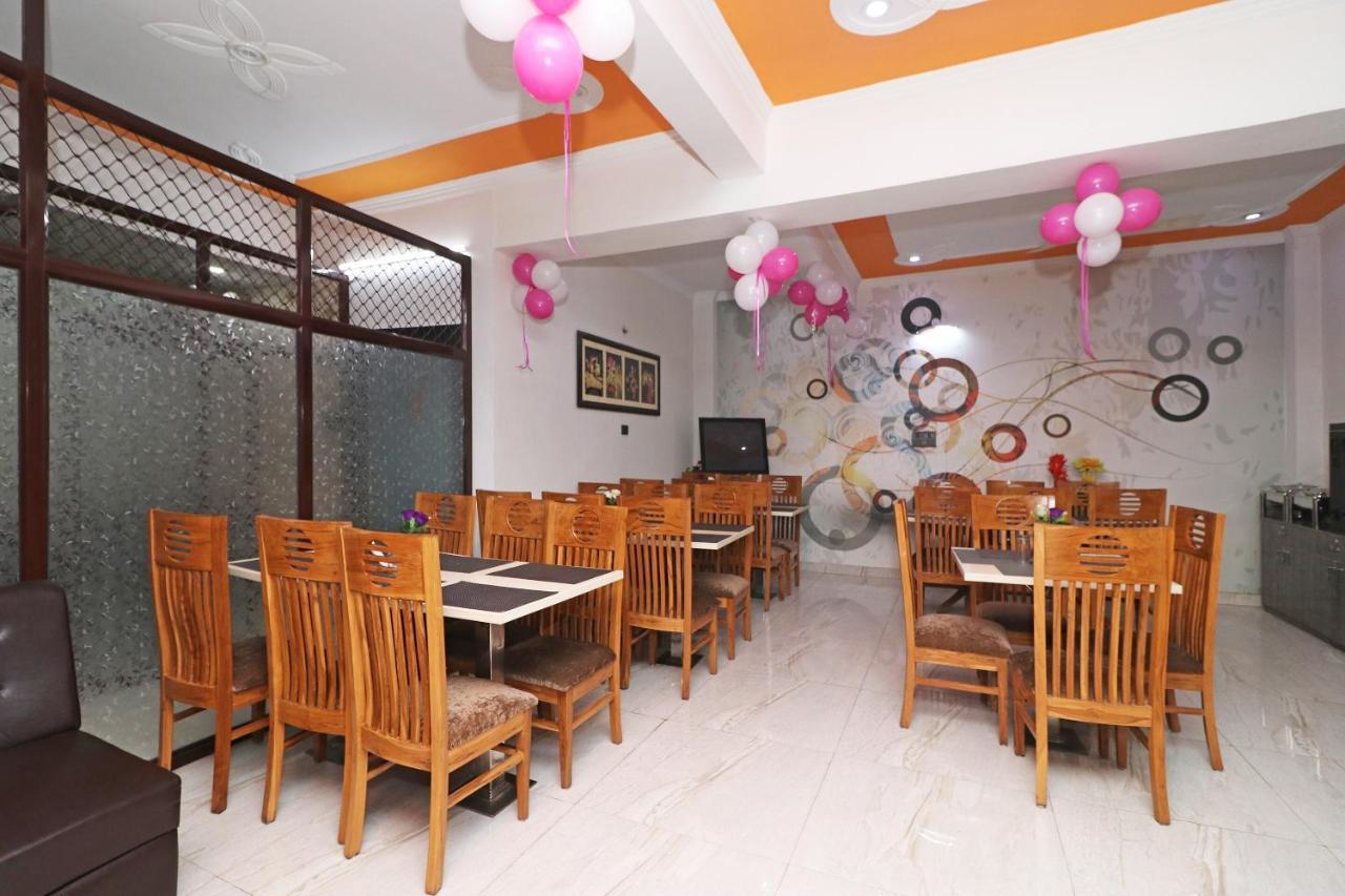 Hasanganj Capital O 8680 Hotel Vaishnavi Inn מראה חיצוני תמונה